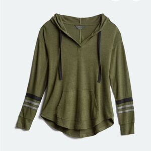 Market & Spruce Olive Knit Top
